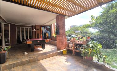 Venta de casa en el Poblado- cerca al centro comercial El Tesoro