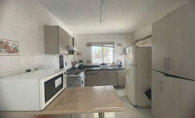DÚPLEX AMPLIA Y FUNCIONAL, IDEAL PARA FAMILIAS GRANDES O INVERSIÓN