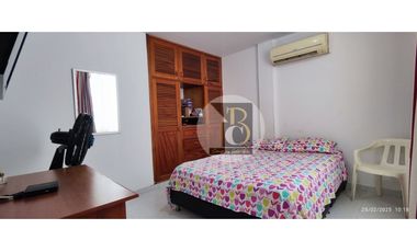 VENTA DE CASA DE TRES NIVELES BARRIO LOS HELECHOS YOPAL.