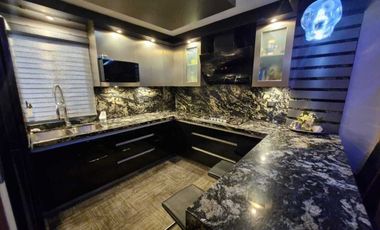 CASA EN VENTA SOBRE AV CASA BLANCA, SAN NICOLAS