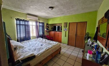CASA EN VENTA COL  NUEVO MIXCOAC, APODACA