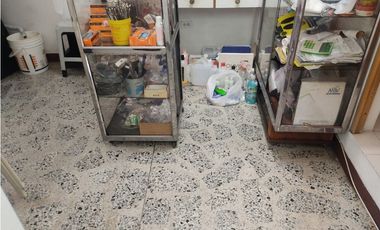 Venta Local con Apartaestudio Castilla Medellin