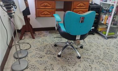 Venta Local con Apartaestudio Castilla Medellin