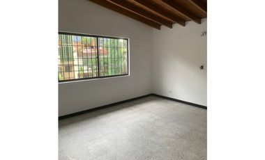 Casa en venta en Laureles Nogal