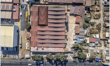 Excelente Bodega Industrial en Los Reyes La paz
