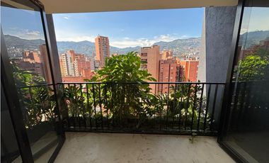 VENTA APARTAMENTO PENTHOUSE LAURELES IGLESIA SANTA TERESITA