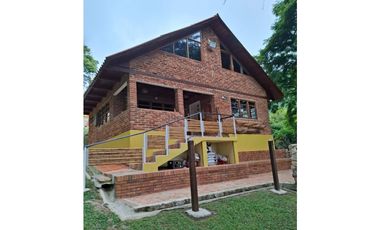 VENTA FINCA SUPER LINDA EN ANOLIMA