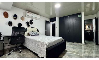 Casa esquinera de tres pisos en venta permuta Barrio Santa Ana Palmira