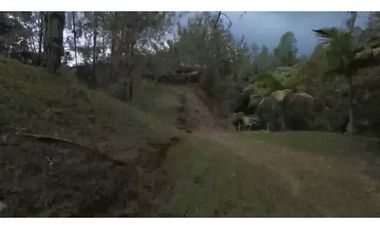 Venta de lote en el retiro