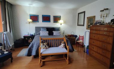 Se vende excelente casa en Lomas Hipódromo (V)