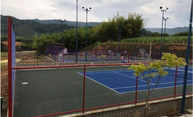 EXELENTE LOTE A LA VENTA VIA VITERBO