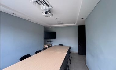 SE ARRIENDA OFICINA EN EL POBLADO