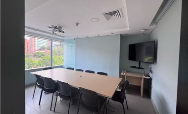 SE ARRIENDA OFICINA EN EL POBLADO