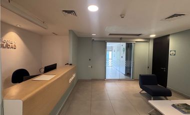 SE ARRIENDA OFICINA EN EL POBLADO