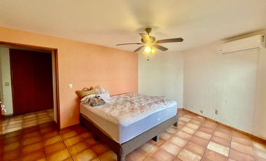 CASA EN RENTA EN COLONIA LAS FUENTES