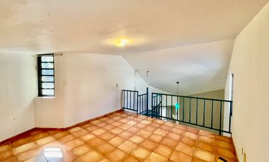 CASA EN RENTA EN COLONIA LAS FUENTES