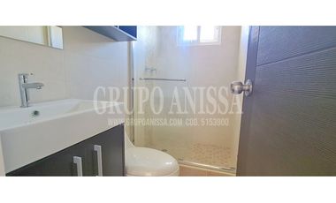 Se Vende Casa con Piscina en Urbanización Privada de Chame