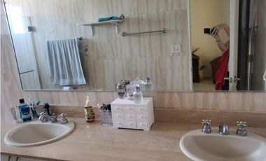 SE ALQUILA CASA BRISAS HEIGHTS EN BRISAS DEL GOLF
