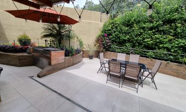 VENTA CASA - 3 DORMITORIOS - ESTUDIO - CUMBAYA