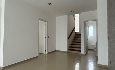 CASA EN RENTA PARQUE LA CASTELLANA, LOMAS DE ANGELOPOLIS II