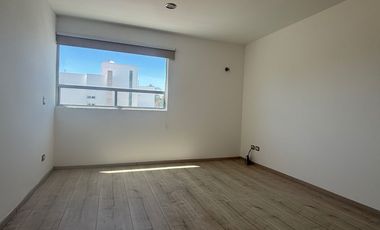 CASA EN RENTA PARQUE LA CASTELLANA, LOMAS DE ANGELOPOLIS II