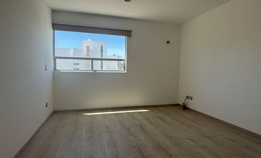 CASA EN RENTA PARQUE LA CASTELLANA, LOMAS DE ANGELOPOLIS II