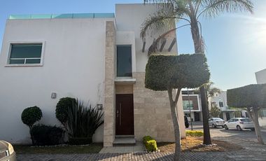 CASA EN RENTA PARQUE LA CASTELLANA, LOMAS DE ANGELOPOLIS II