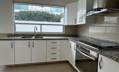 CASA EN RENTA PARQUE LA CASTELLANA, LOMAS DE ANGELOPOLIS II