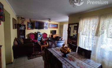 Casa en Venta en PASAJE EL TULIPAN