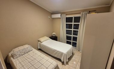 PRECIOSO DÚPLEX EN VENTA CON PATIO Y PARRILLA.-ZONA AV. LOPEZ Y PLANES / KOLPING.-