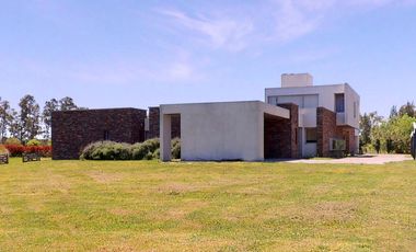 Casa - Campos de Roca