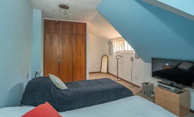 CASA EN VENTA EN LAS LOMAS DE SAN ISIDRO CON GRAN TERRENO