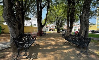 Casa con alberca en RENTA en Residencial ARBOLADA (Muy cerca de libramiento norte).