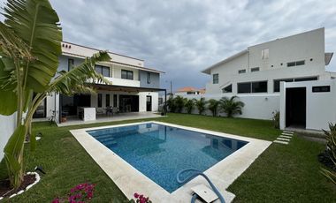 Casa en Fraccionamiento El Sendero Residencial