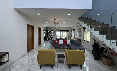 Casa en Fraccionamiento El Sendero Residencial