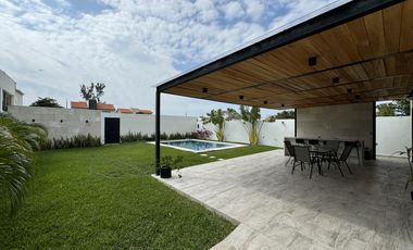 Casa en Fraccionamiento El Sendero Residencial