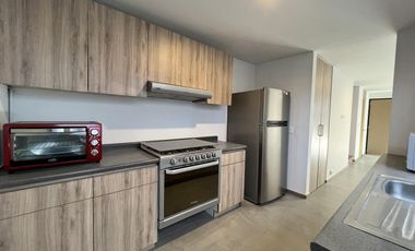 Moderna Casa en  Renta en Fraccionamiento con Alberca Zona Cuautlancingo