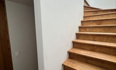 Moderna Casa en  Renta en Fraccionamiento con Alberca Zona Cuautlancingo