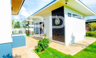 1.78 Rai Lot & Newer 3 Bed 2 Bath House in Buriram