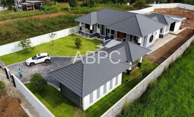 1.78 Rai Lot & Newer 3 Bed 2 Bath House in Buriram
