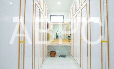 1.78 Rai Lot & Newer 3 Bed 2 Bath House in Buriram