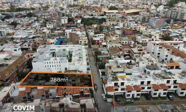 Casa como terreno en Venta en Yanahuara - Cerca del Club Internacional
