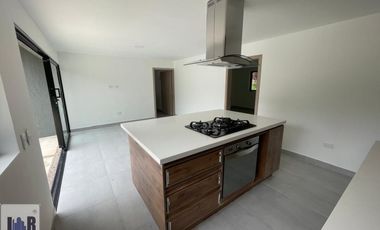 Casa en Arriendo Ubicado en Envigado Codigo 5832