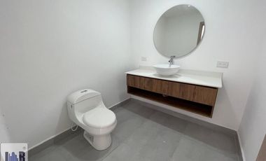 Casa en Arriendo Ubicado en Envigado Codigo 5832