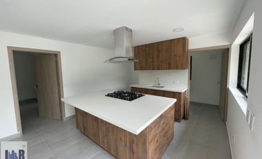 Casa en Arriendo Ubicado en Envigado Codigo 5832