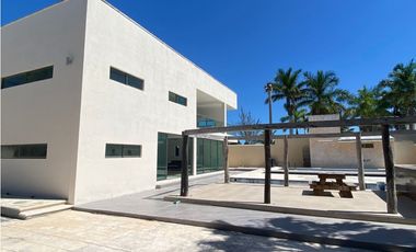 Casa en venta para remodelar a dos cuadras de la Playa de Chicxulub Progreso , Mérida