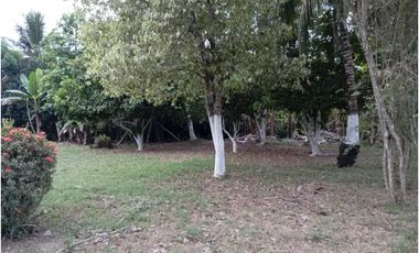 VENTA DE CASA FINCA EN EL  B/ CALDERÓN DE CERETE