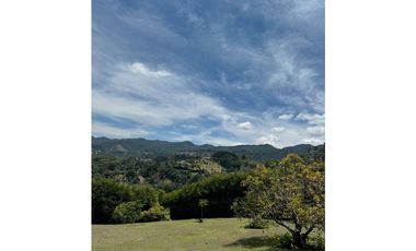 HERMOSO LOTE EN VENTA EN FIZEBAD EL RETIRO