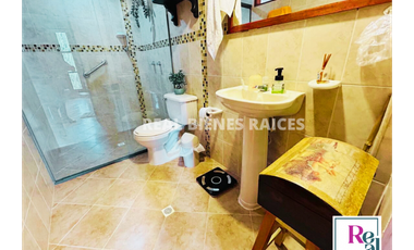 Hermosa Casa Unifamiliar con Amplios Espacios.