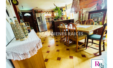 Hermosa Casa Unifamiliar con Amplios Espacios.